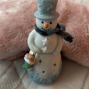 2008 Hallmark Ornament Club Snowman Holiday Figurine with Blue Accents💙💙💙💙